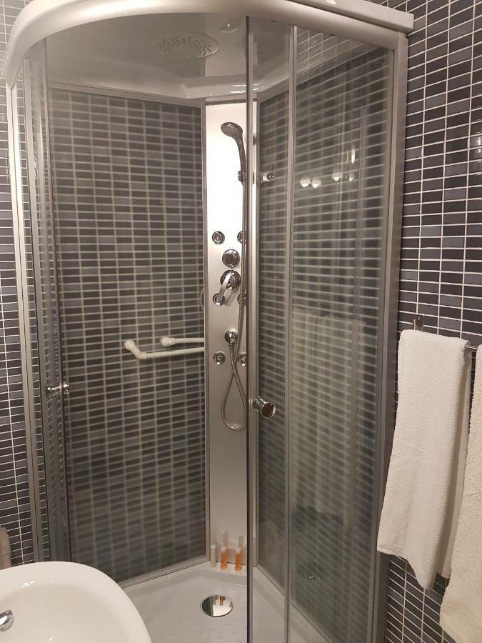 クラヨーヴァCasa Mirageアパートメント エクステリア 写真